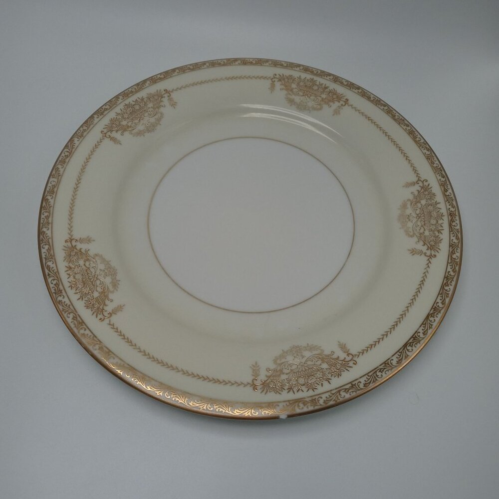 Noritake Bancroft Gold Flower Basket Dinner Plate 5481 Japan Porcelain